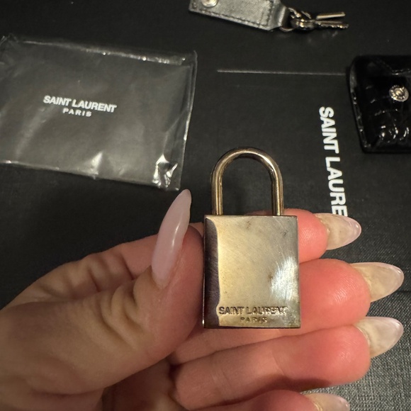 Saint Laurent small bag - Picture 6 of 11